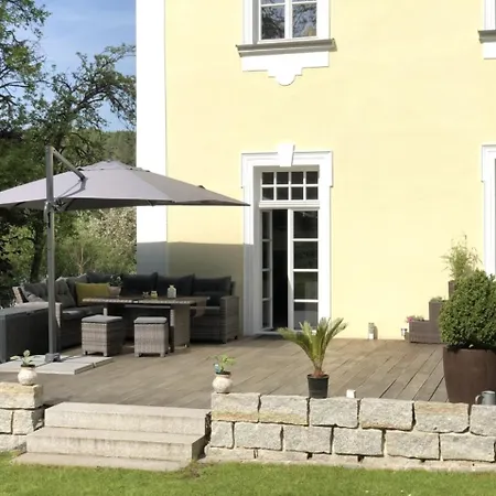 Ferienhaus Feriendomizil Neidstein *
